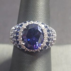 R373 Blue Sapphire Ombre Cocktail Ring